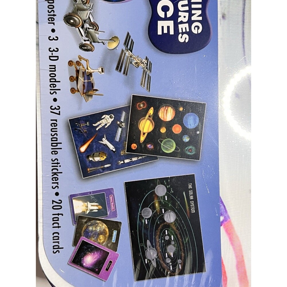 🚀✨ Smithsonian Learning Adventures Space Set – NEW ✨ - Picture 5 of 12